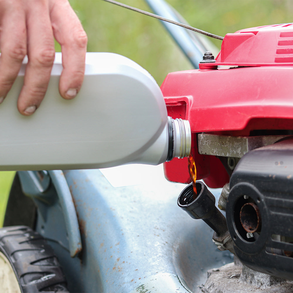 TIMCO 4 Stroke Engine Oil, Premium Oil for Small Petrol Engines, Lawnmower Oil - 1L - Image